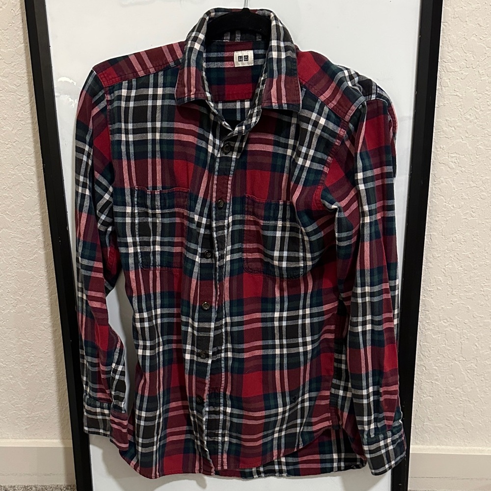 Uniqlo Red and Blue Plaid Casual Shirt